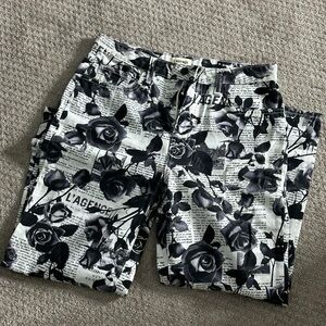 L'AGENCE Monochrome Floral Men's Shorts